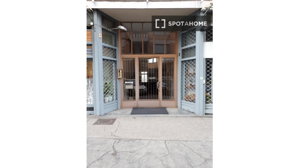 Double room Turin, 4 beds — photo 17