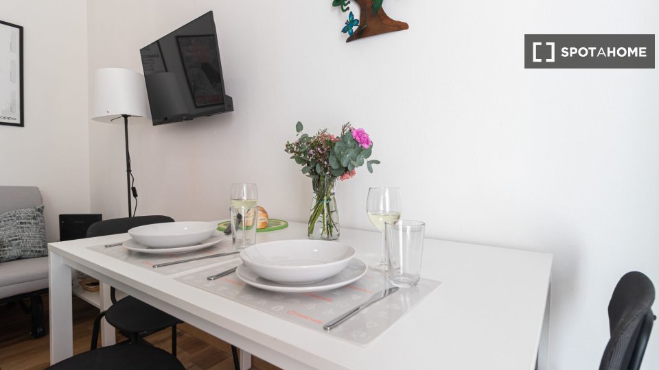 Apartment Milan, 2 beds, 67m² — photo 6