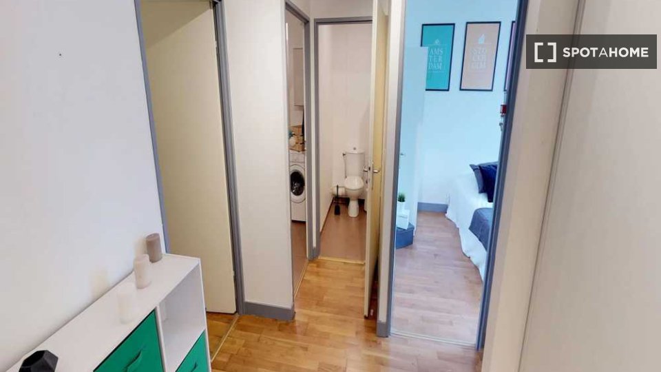 Double room Lille, 4 beds, 70m² — photo 11