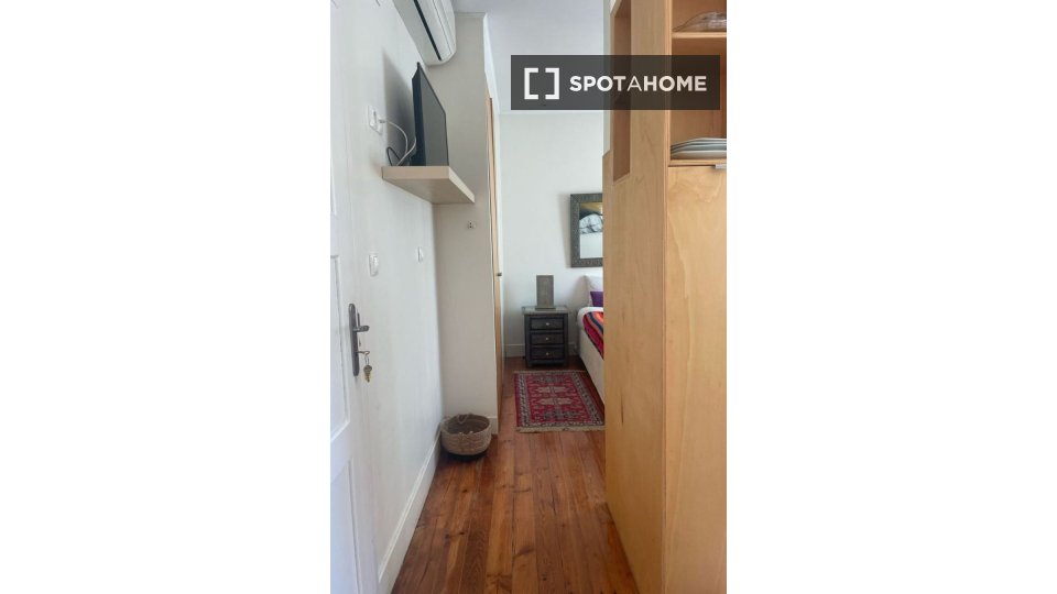 Apartment mono Lisbon — photo 8