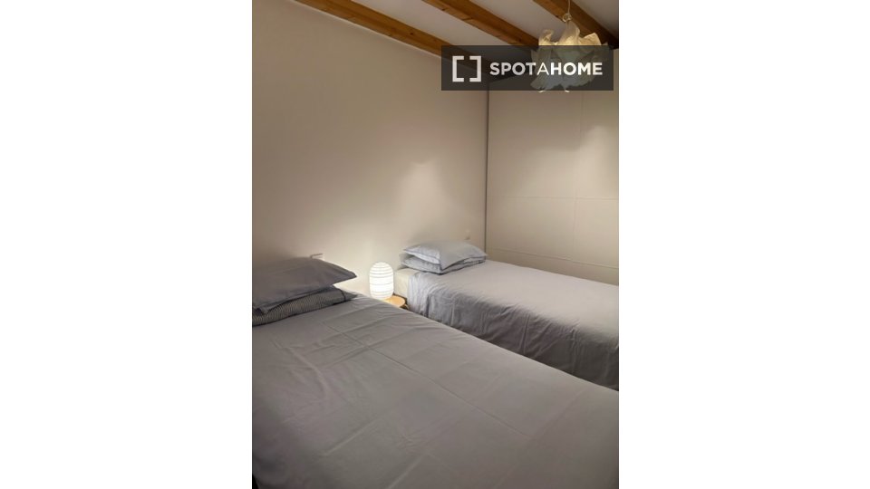 Apartment Lisbon, 2 beds — photo 19