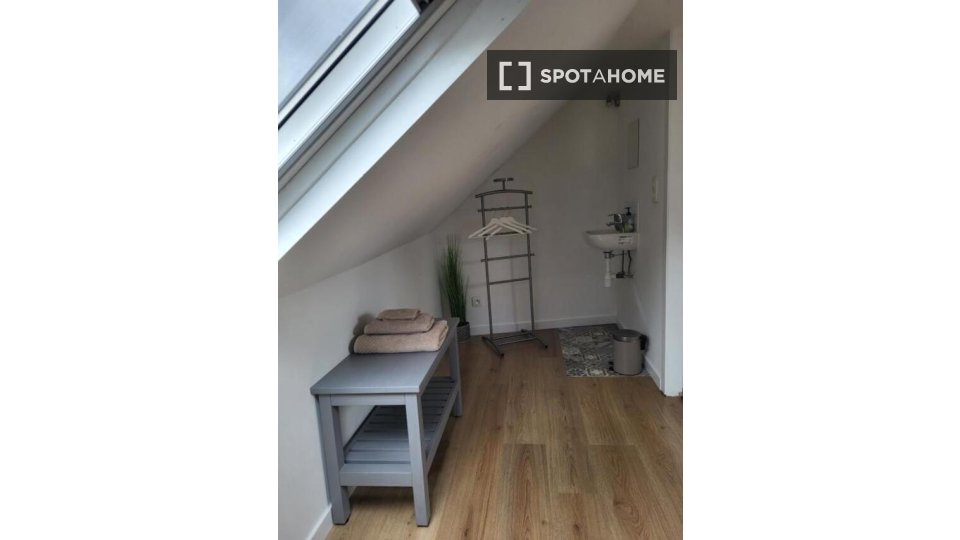 Double room Brussels, 6 beds — photo 2