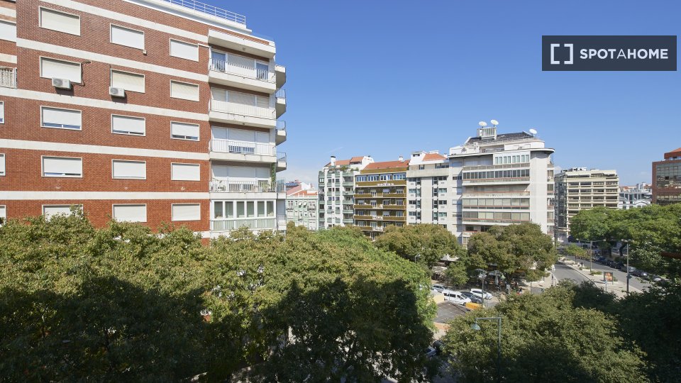 Double room Lisbon, 7 beds, 200m² — photo 16