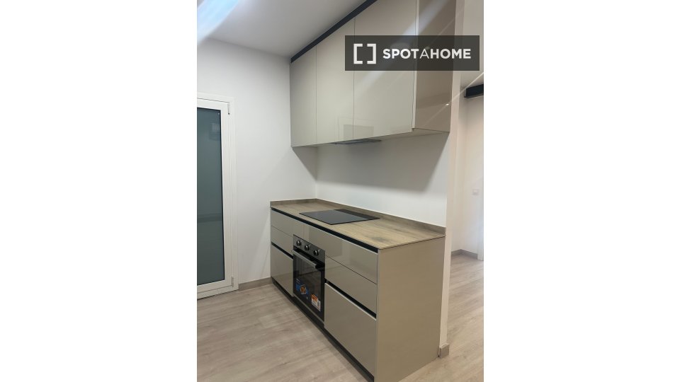 Apartment Barcelona, 2 beds, 60m² — photo 4