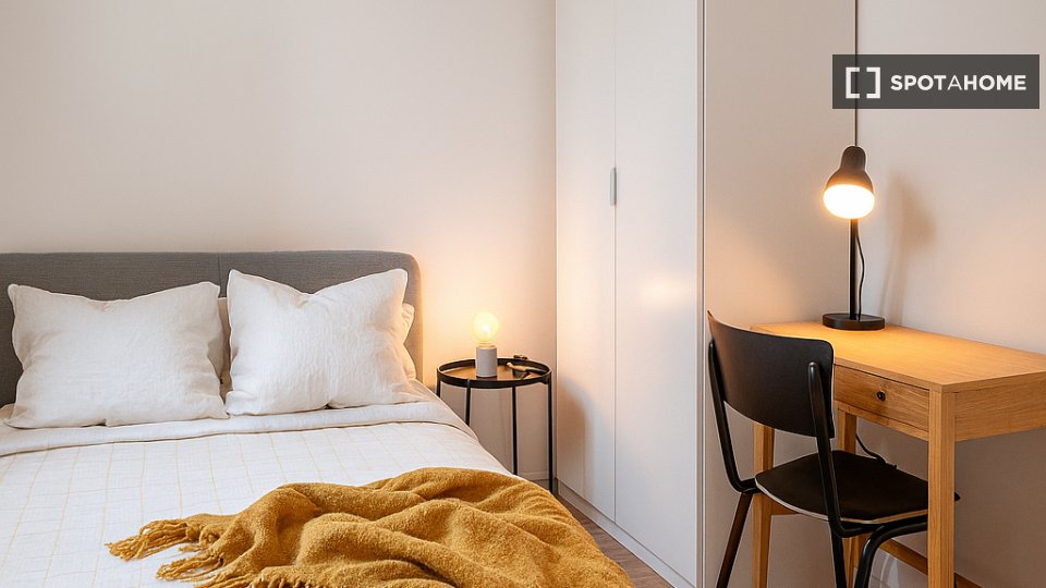 Double room Paris, 9 beds, 244m² — photo 36
