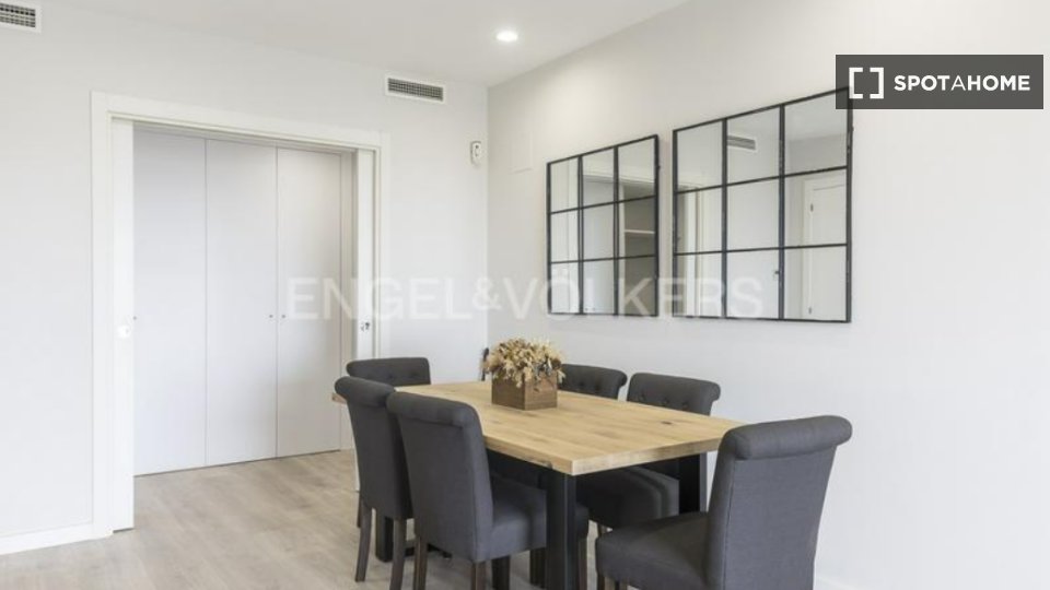 Apartment Barcelona, 3 beds, 100m² — photo 14