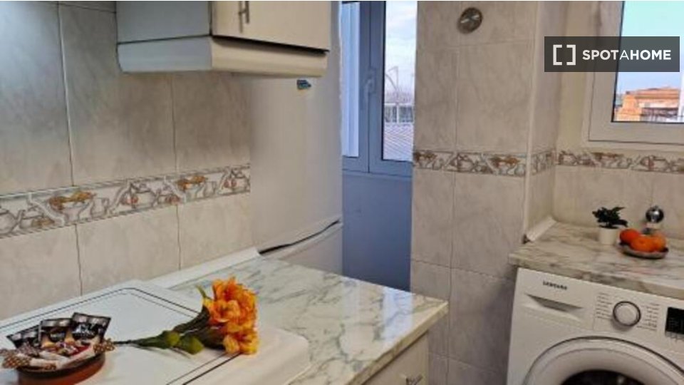 Apartment Valencia, 3 beds, 88m² — photo 13