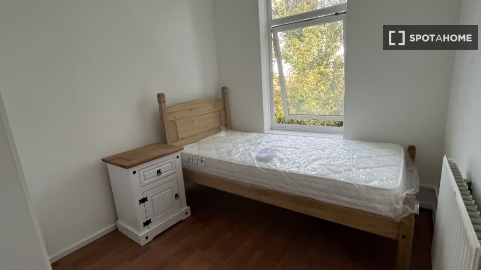 Double room London, 6 beds — photo 13