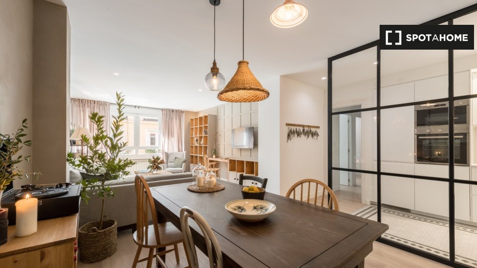 Appartamento Madrid, 2 camere, 110m² — foto 4