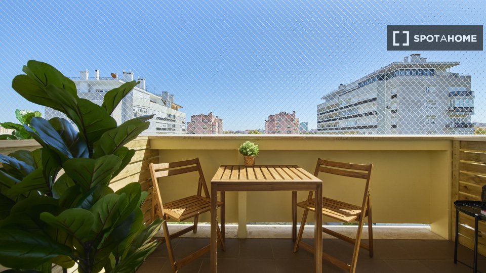 Double room Lisbon, 6 beds — photo 9