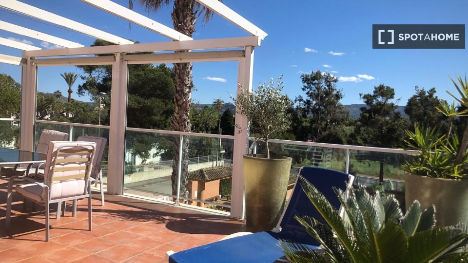 Apartment Alicante, 2 beds, 92m² — photo 12