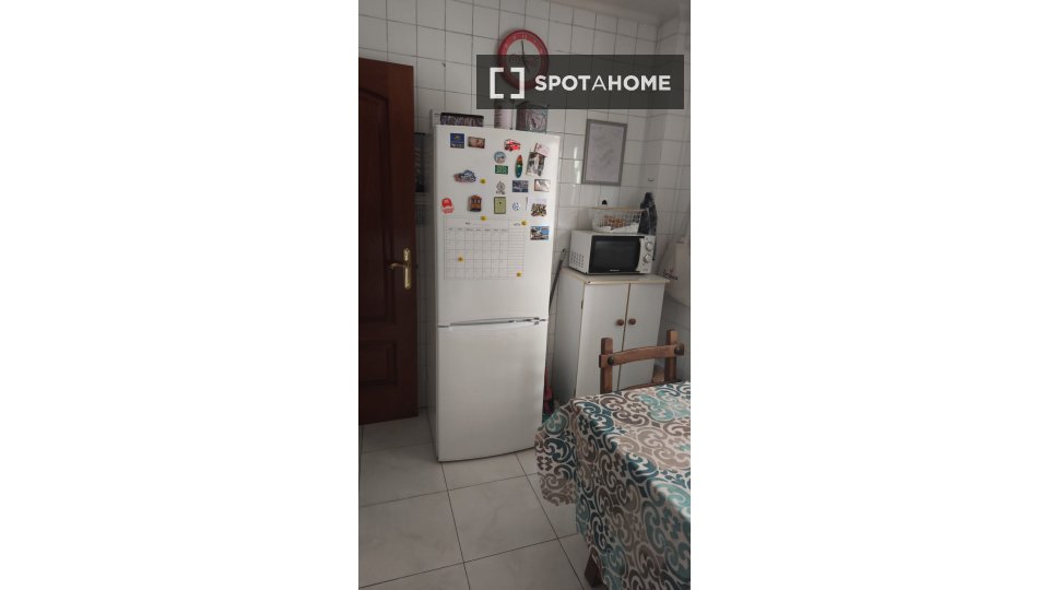 Double room Santander, 2 beds — photo 7