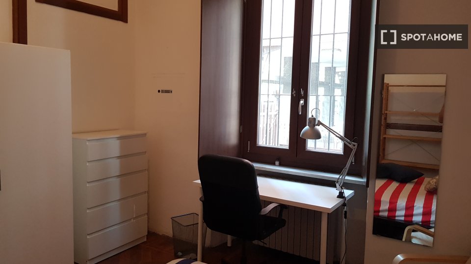 Double room Turin, 5 beds, 156m² — photo 13