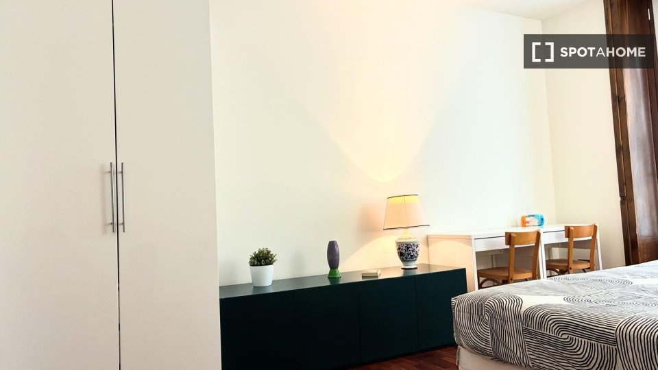 Double room Milan, 4 beds — photo 24