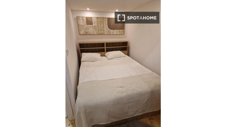 Apartment Lisbon, 1 bed — photo 12