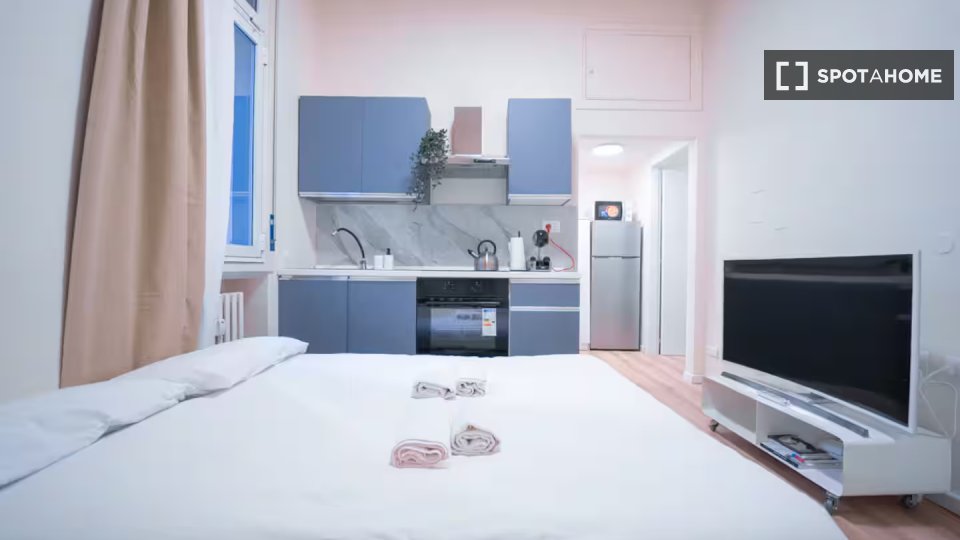 Apartment Milan, 1 bed — photo 13