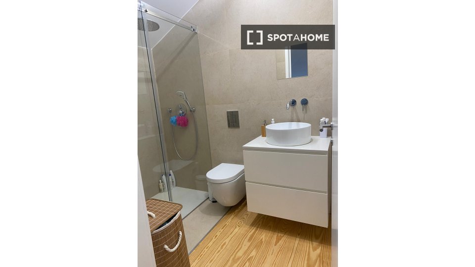 Apartment Porto, 1 bed, 52m² — photo 3