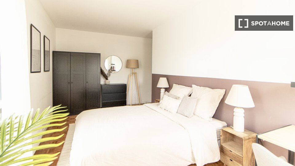 Chambre double Paris, 5 chambres — photo 12