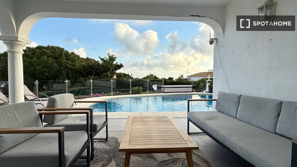 Apartment Malaga, 4 beds, 140m² — photo 11
