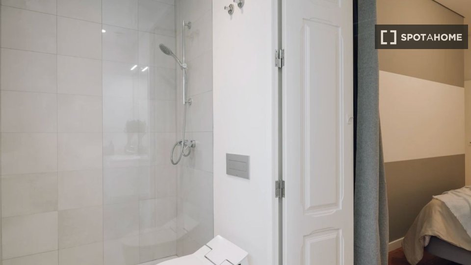 Apartment Lisbon, 3 beds — photo 2