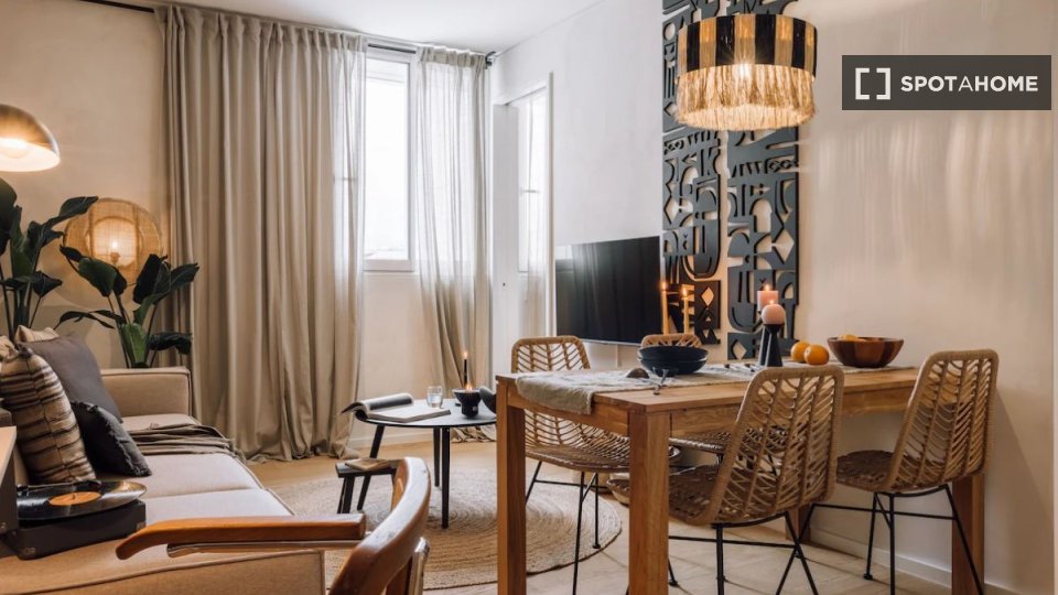 Apartment Lisbon, 2 beds — photo 10