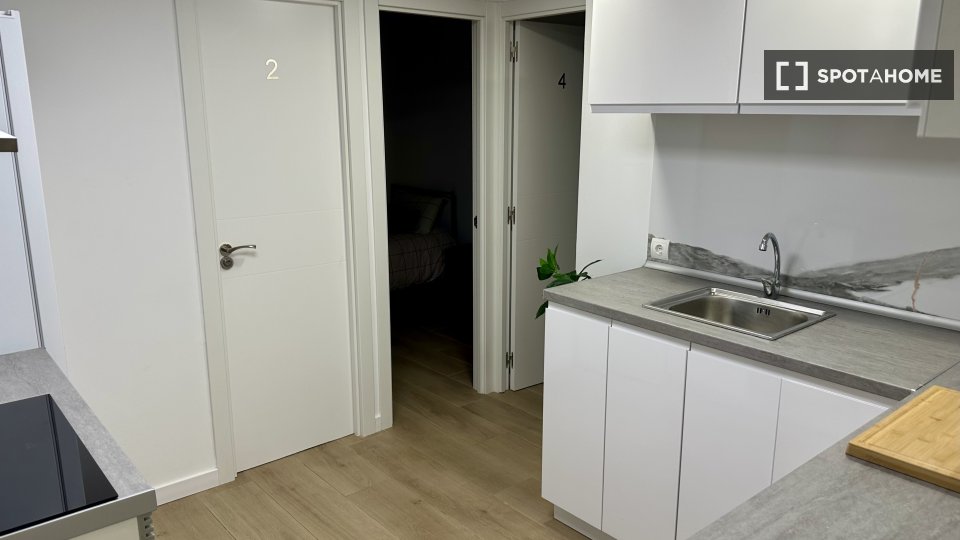 Double room Barcelona, 4 beds, 70m² — photo 40