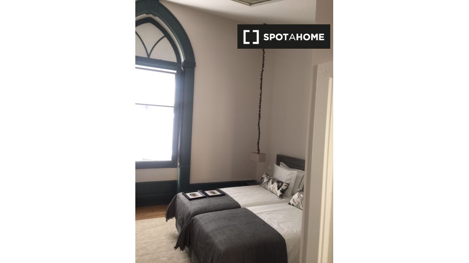 Apartment Coimbra, 4 beds — photo 18