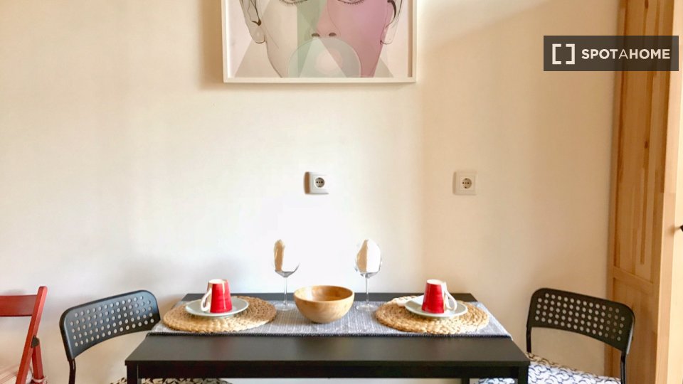 Apartment Lisbon, 1 bed — photo 3