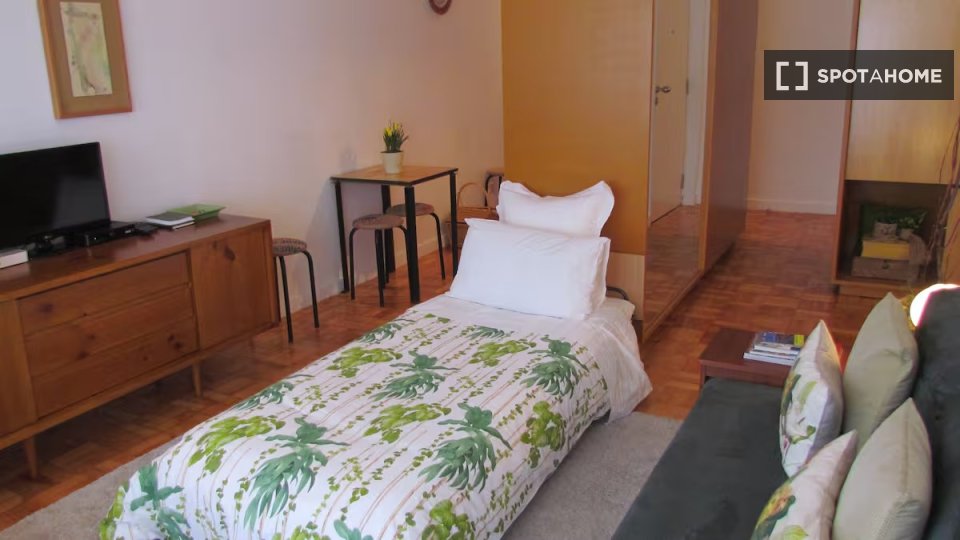 Apartment Porto, 1 bed, 41m² — photo 16