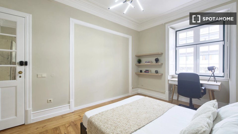 Double room Lisbon, 10 beds — photo 12