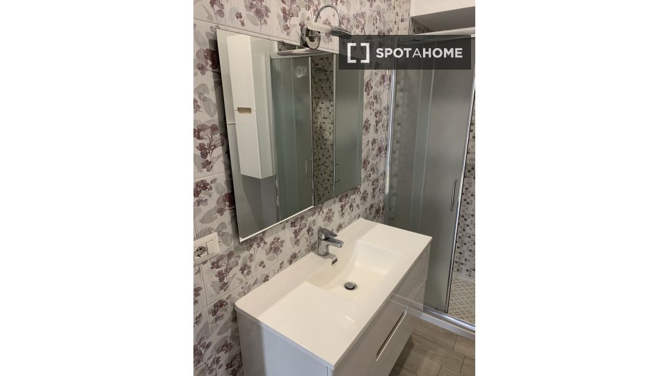 Double room Milan, 2 beds, 100m² — photo 2