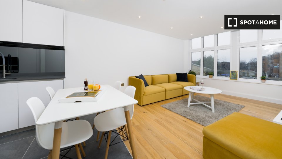 Apartment London, 2 beds — photo 1