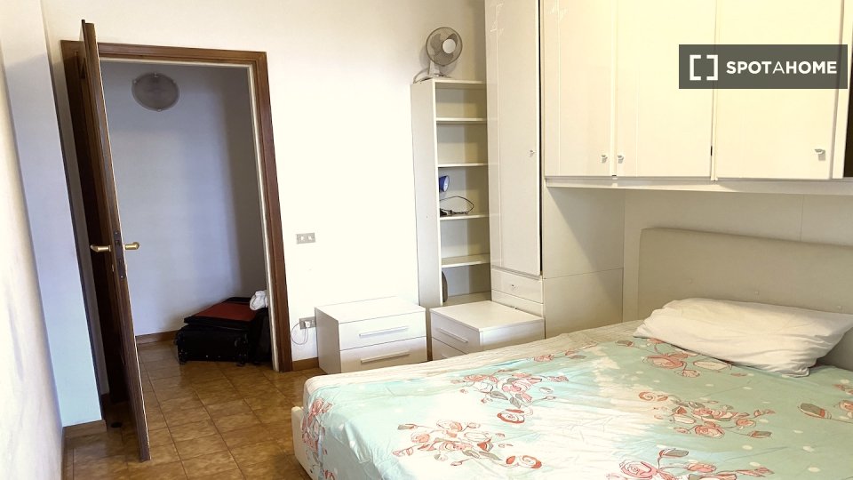 Double room Rome, 4 beds — photo 25