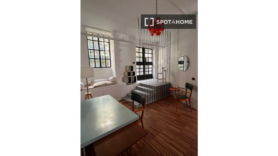 Apartment Milan, 1 bed — photo 1
