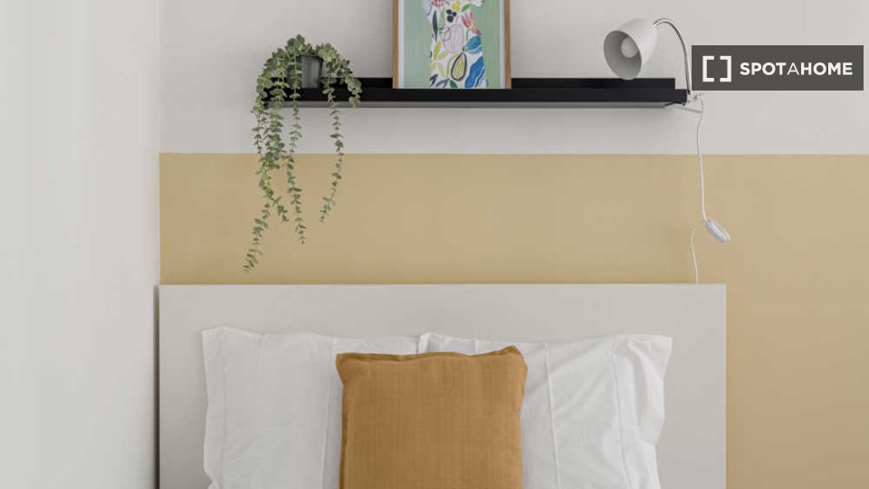 Double room Lisbon, 8 beds — photo 38