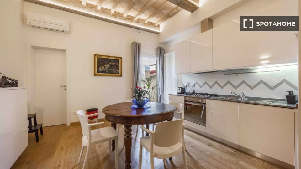 Apartment Florence, 2 beds — photo 2