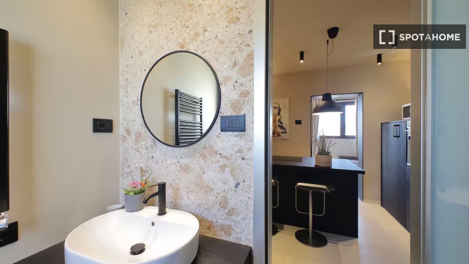 Apartment Rome, 2 beds — photo 19