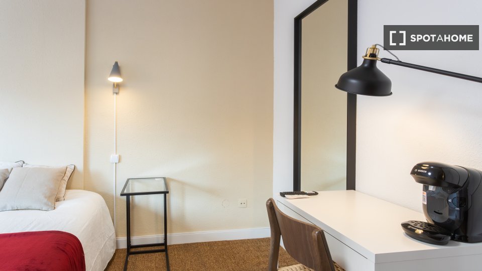 Double room Alicante, 7 beds — photo 6