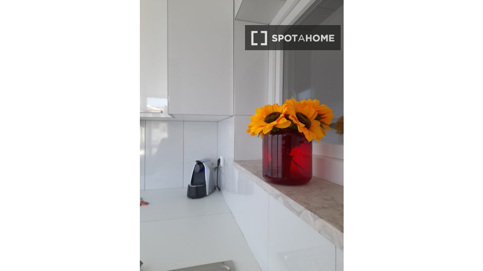 Apartment Lisbon, 2 beds — photo 5