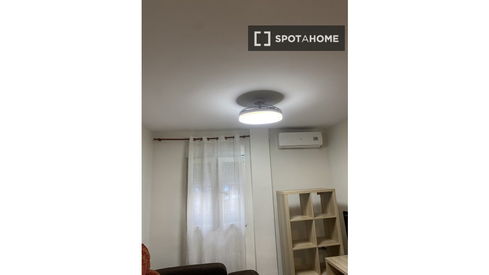 Apartment Seville, 3 beds, 90m² — photo 4