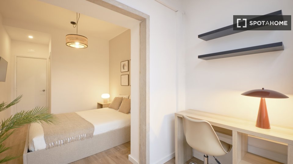 Double room Lisbon, 9 beds — photo 3