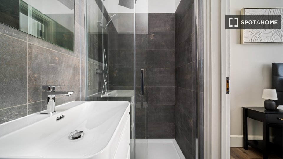 Apartment mono London — photo 18