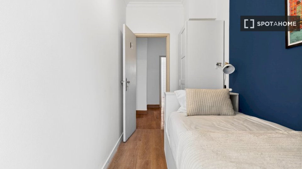 Double room Lisbon, 10 beds — photo 2