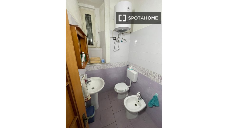 Double room Naples, 8 beds — photo 35