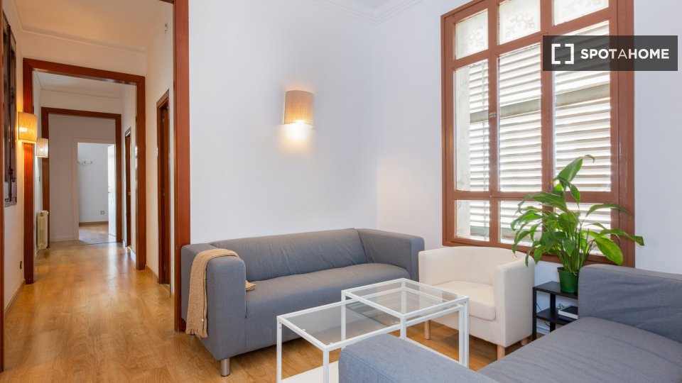 Double room Barcelona, 6 beds, 100m² — photo 4