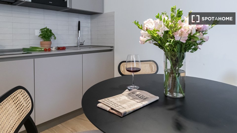 Apartamento Milán, 1 habitación, 53m² — foto 3
