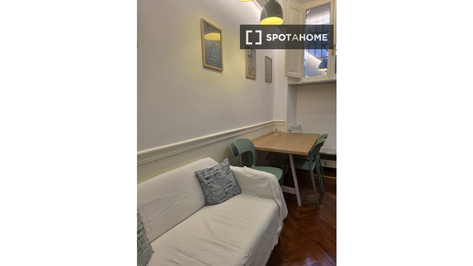 Double room Rome, 4 beds, 102m² — photo 3