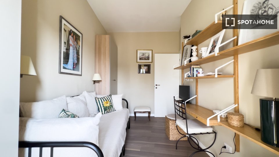 Apartment Milan, 2 beds, 70m² — photo 11