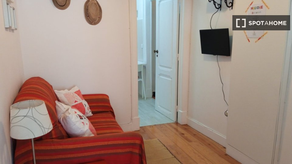 Apartment mono Lisbon, 32m² — photo 6