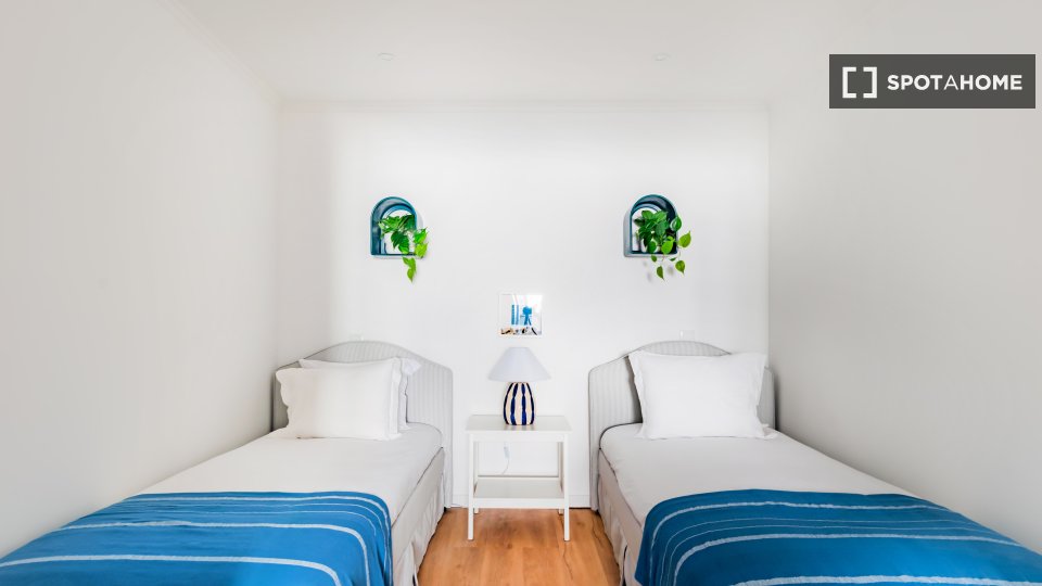 Apartment Lisbon, 2 beds — photo 9